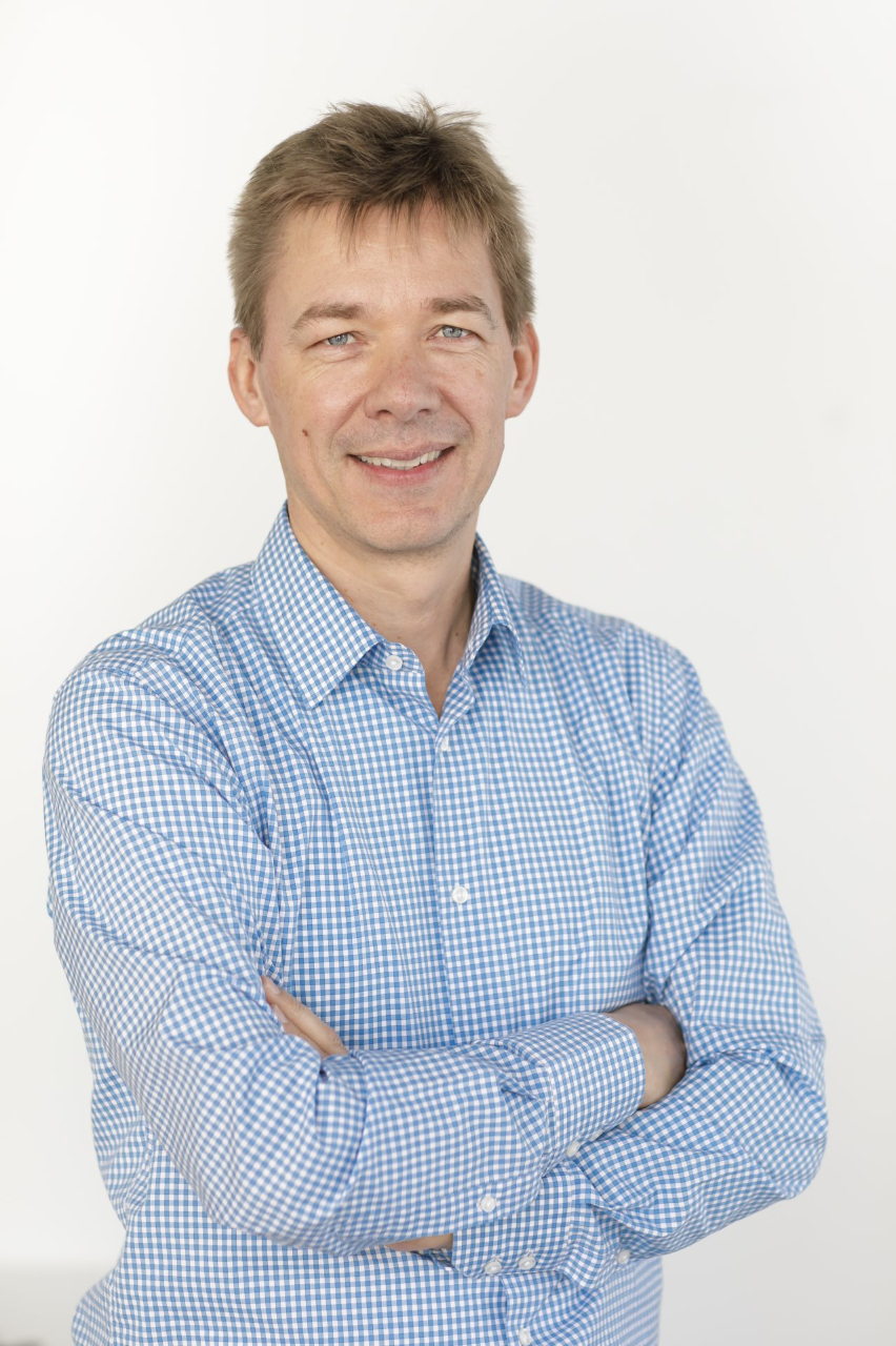 Portrait of Dr. Morten Lindholst